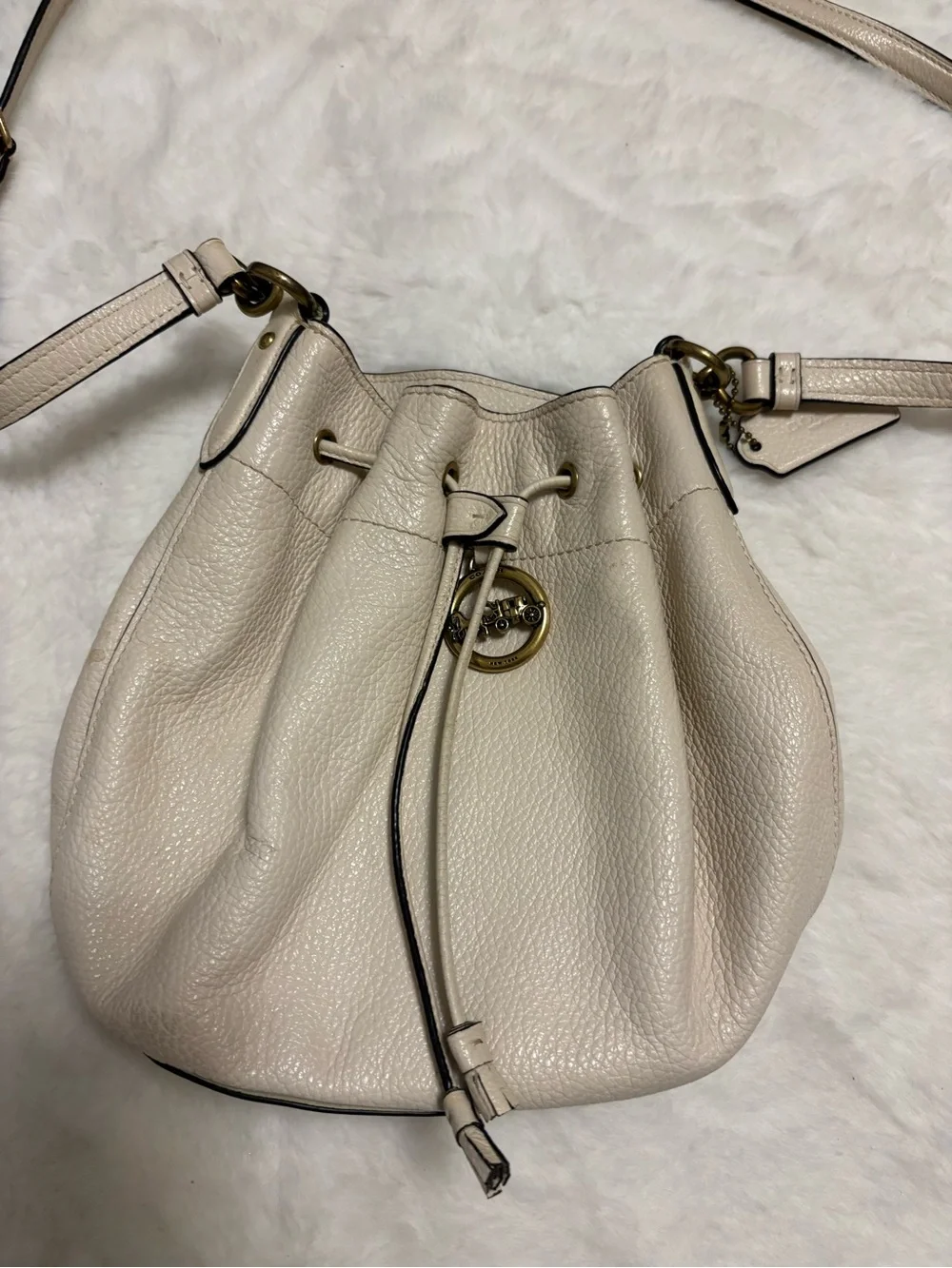 Coach Pebbled Leather Drawstring Shoulder Bag in Chalk
